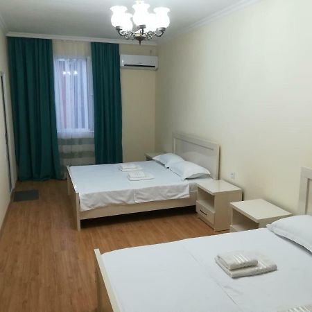 Hotel West House à Kobuleti Extérieur photo