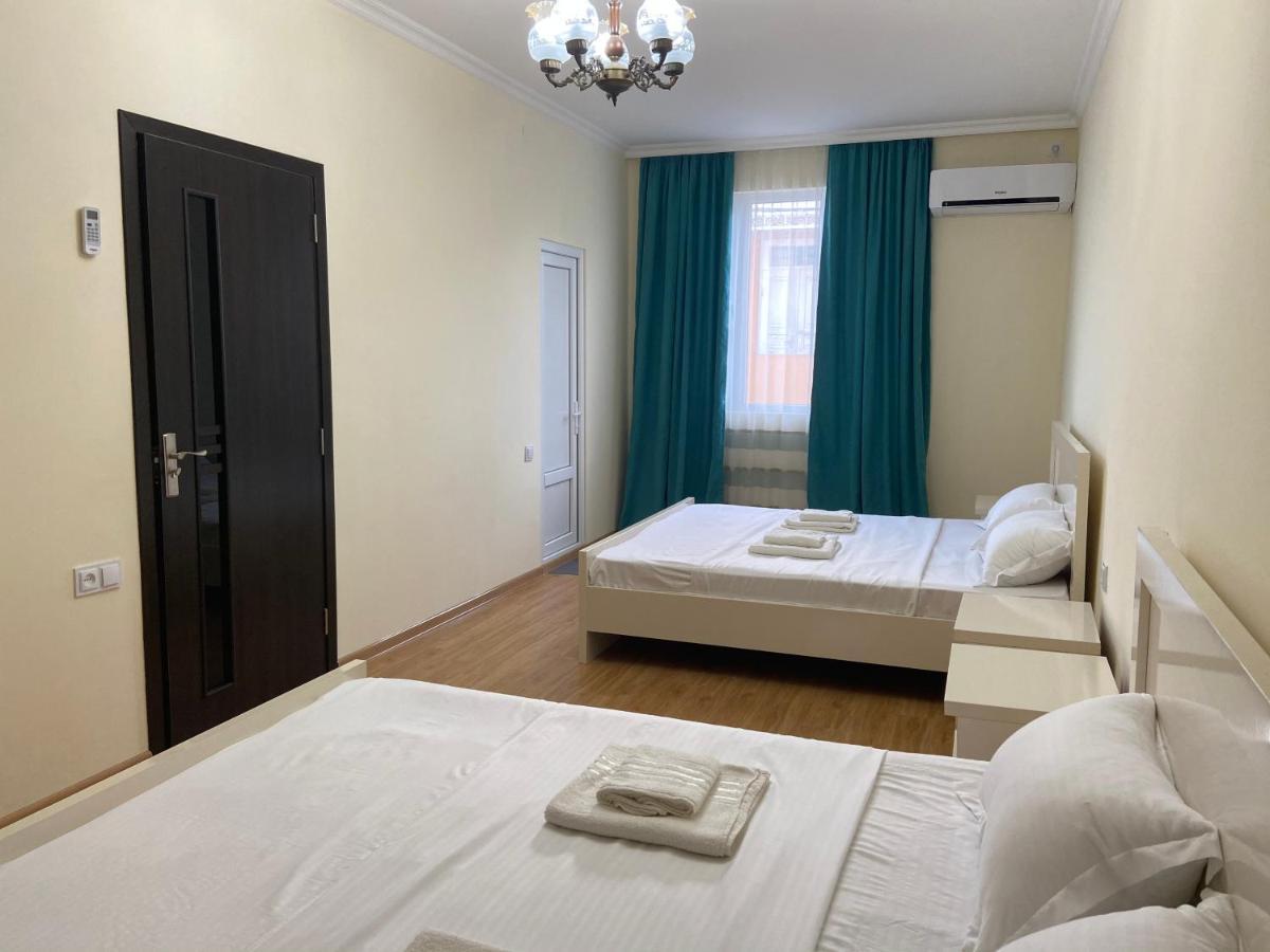 Hotel West House à Kobuleti Extérieur photo