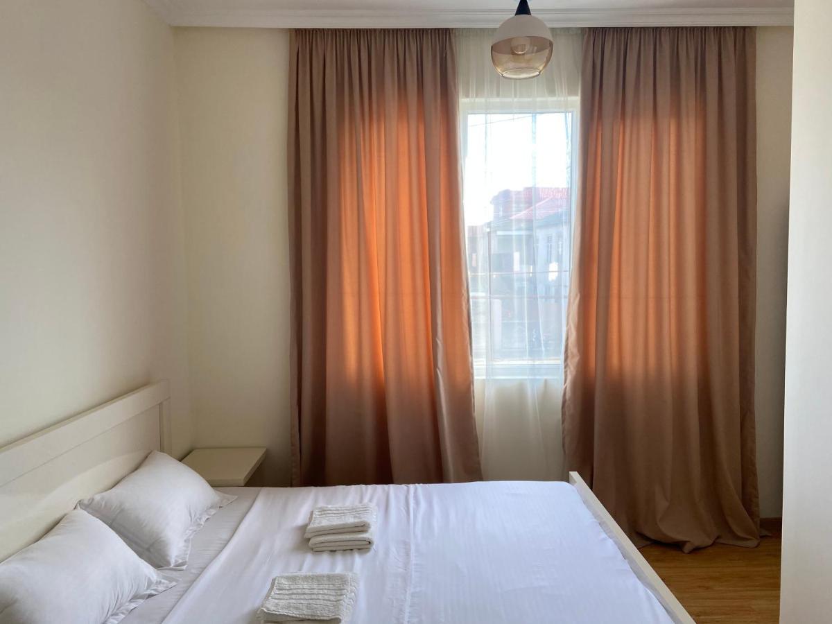Hotel West House à Kobuleti Extérieur photo